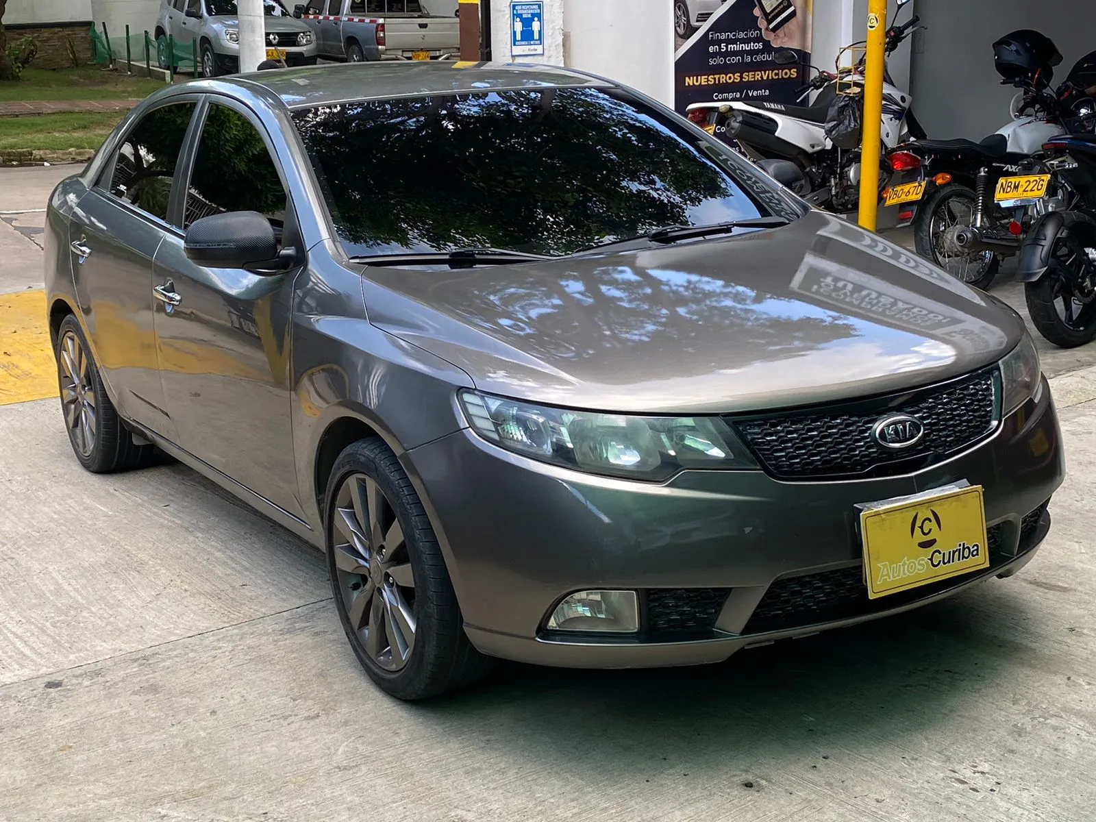 KIA CERATO 2012