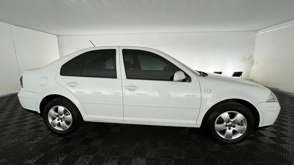 VOLKSWAGEN JETTA [5] EUROPA 2015