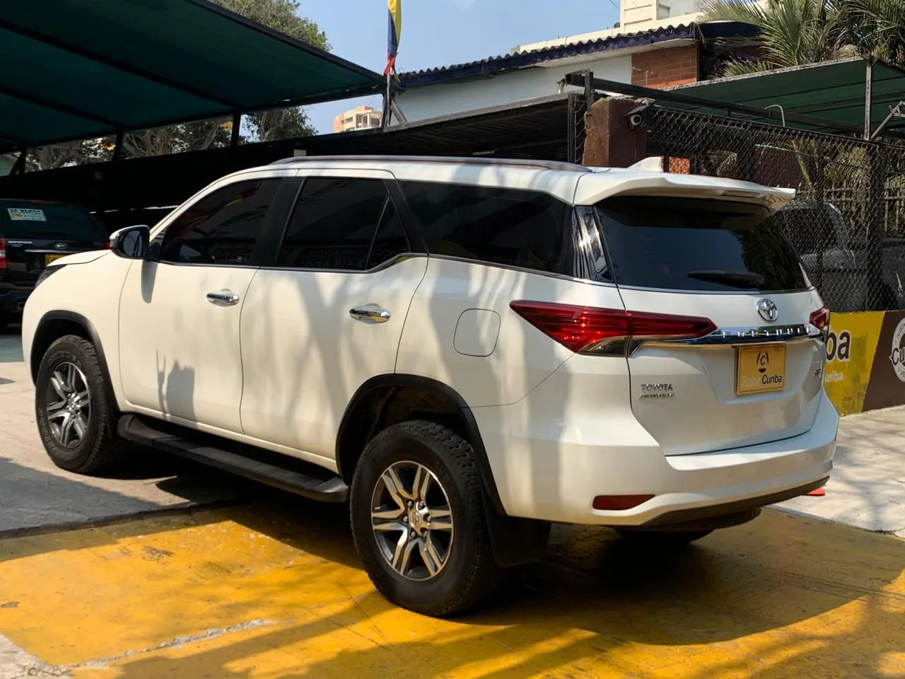 TOYOTA FORTUNER 2020