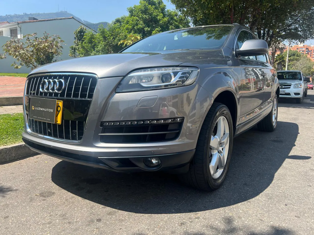 AUDI Q7 2004