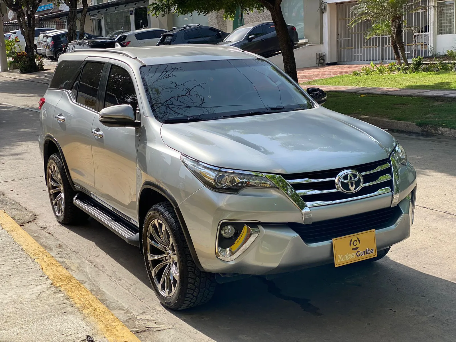 TOYOTA FORTUNER 2020