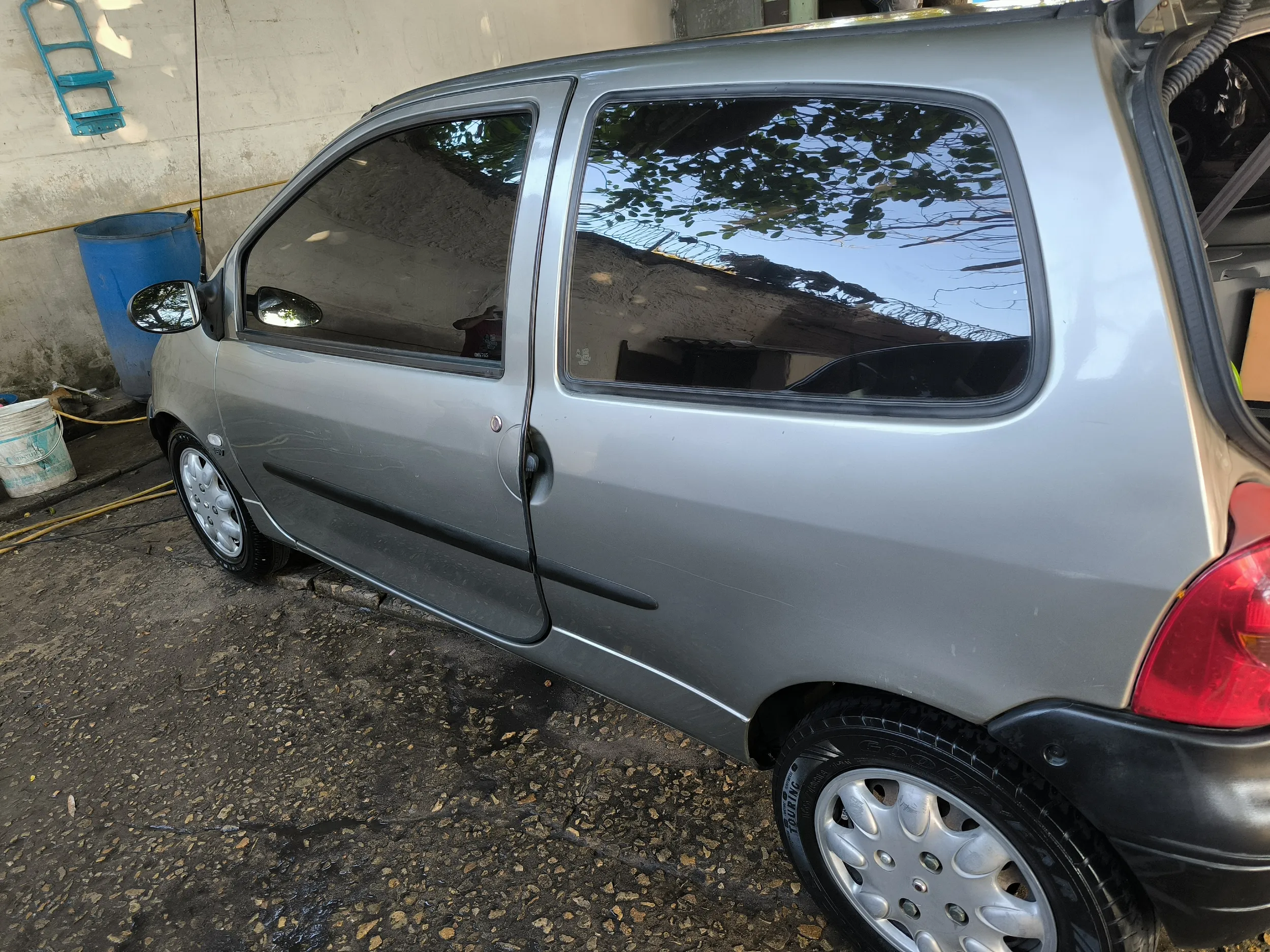 RENAULT TWINGO U AUTHENTIQUE 2012