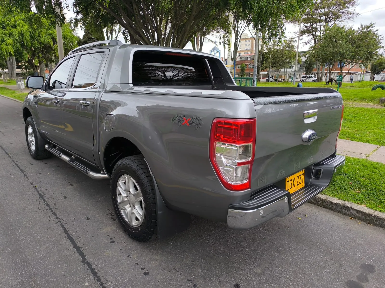 FORD RANGER LIMITED 2015