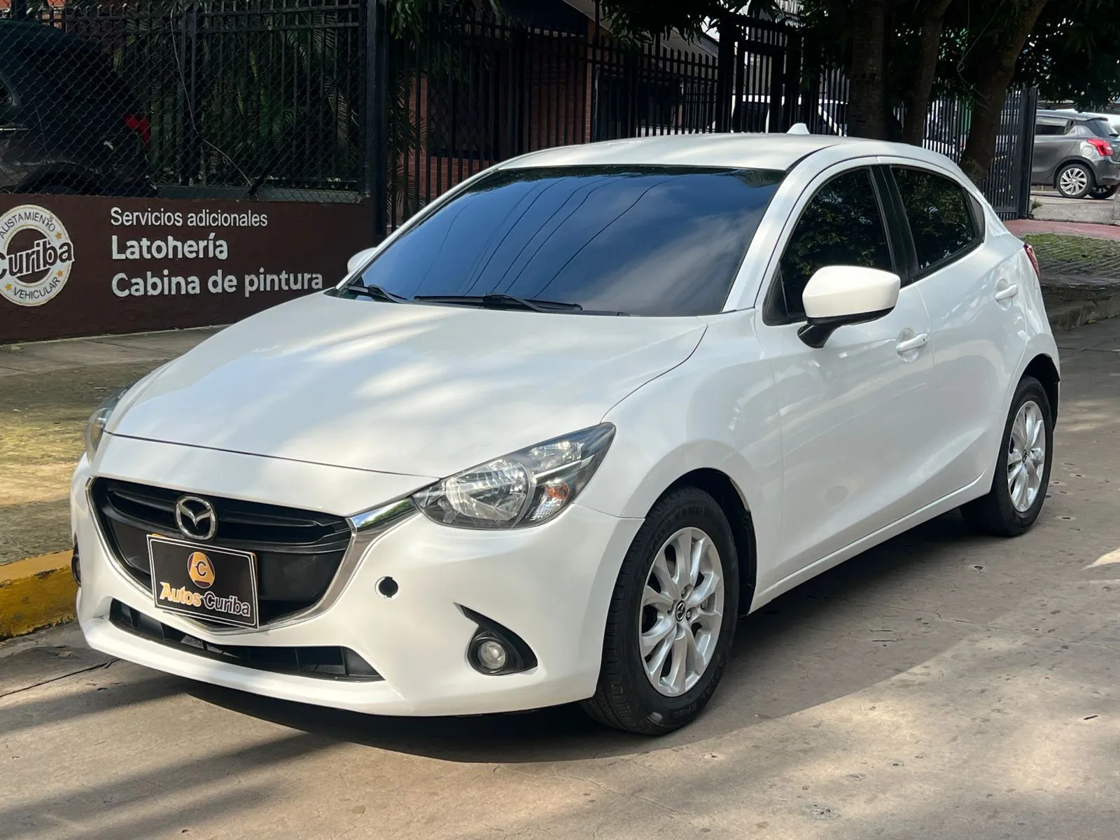 MAZDA 2 2016