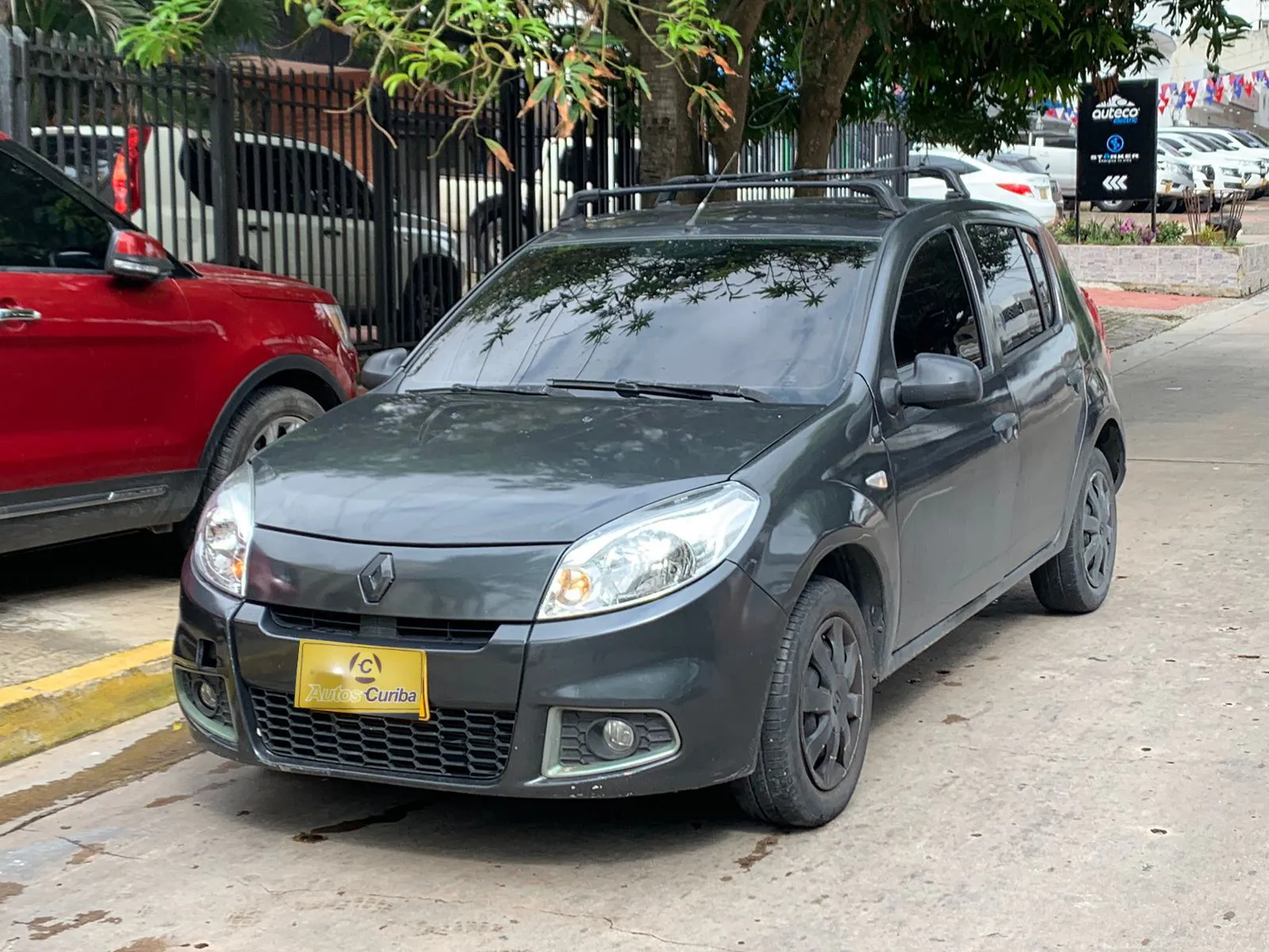 RENAULT SANDERO 2014