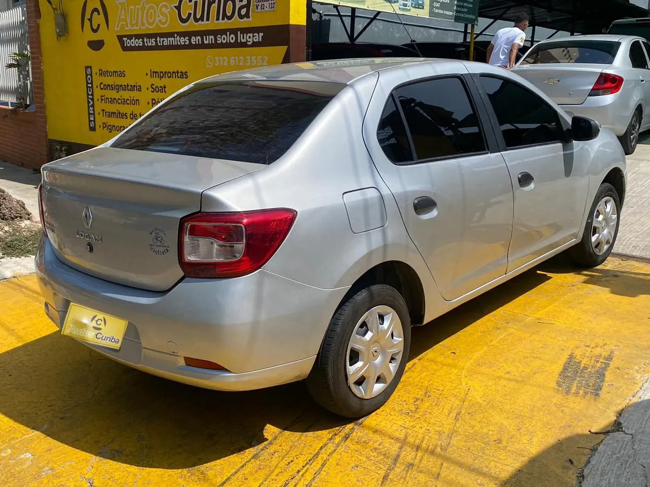 RENAULT LOGAN 2016