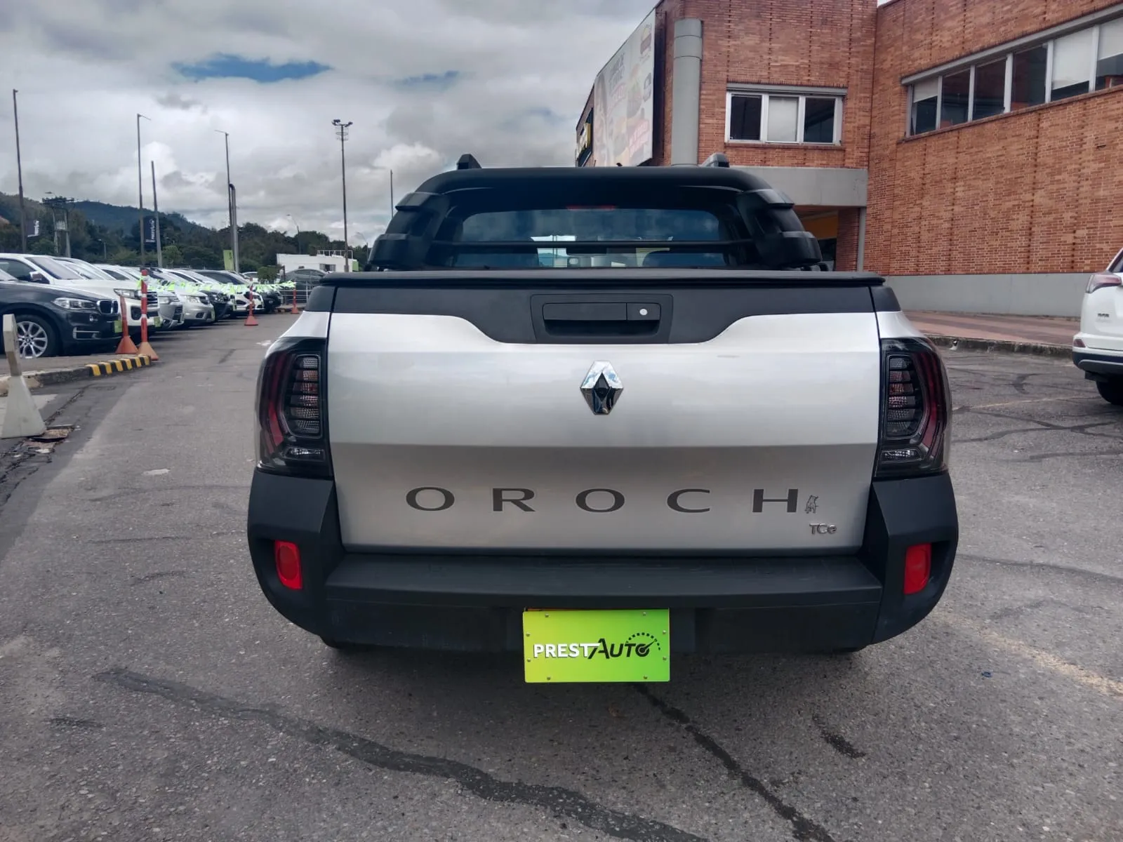 RENAULT OROCH [FL] INTENS OUTSIDER 2023