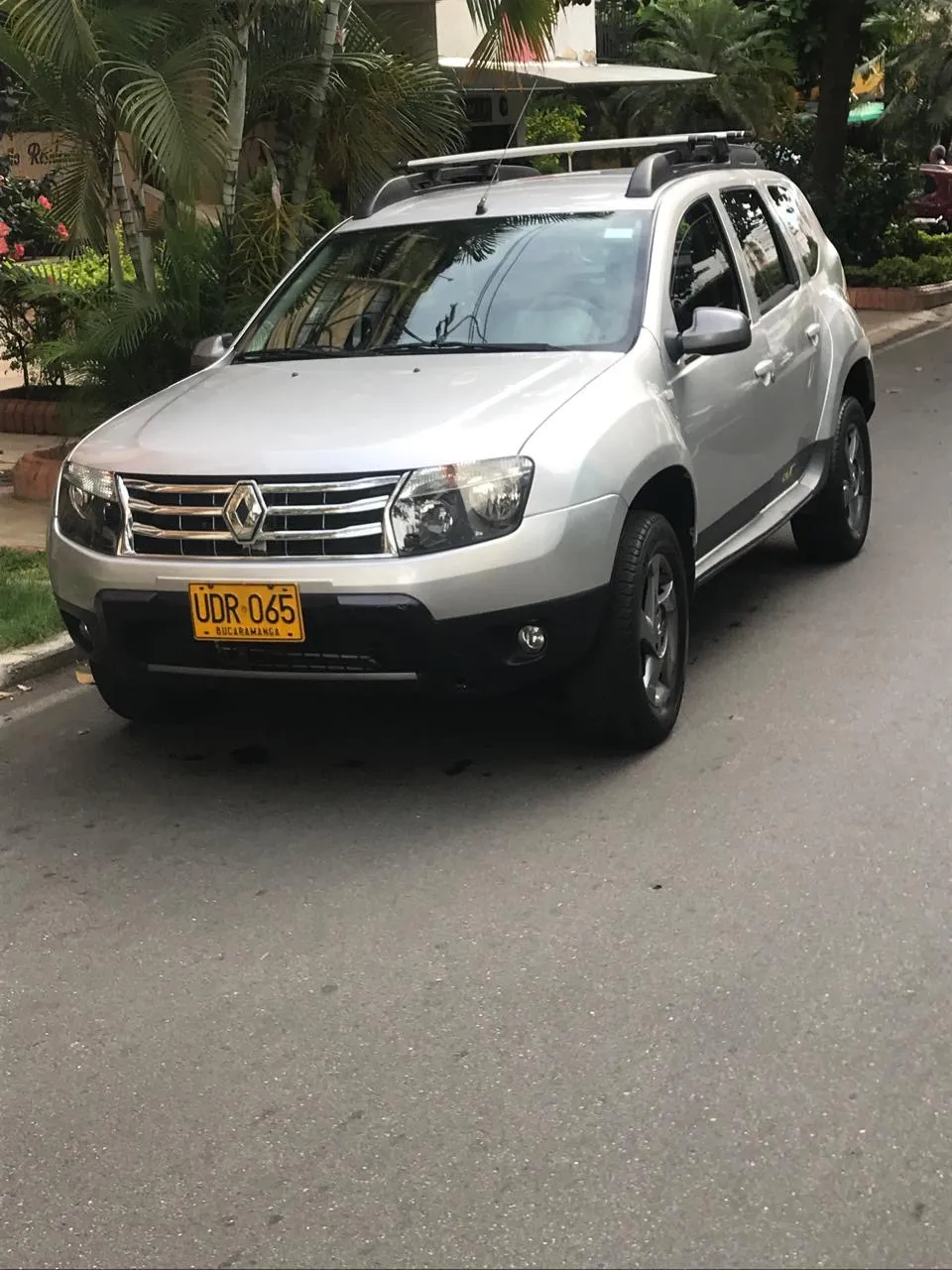 RENAULT DUSTER 2015