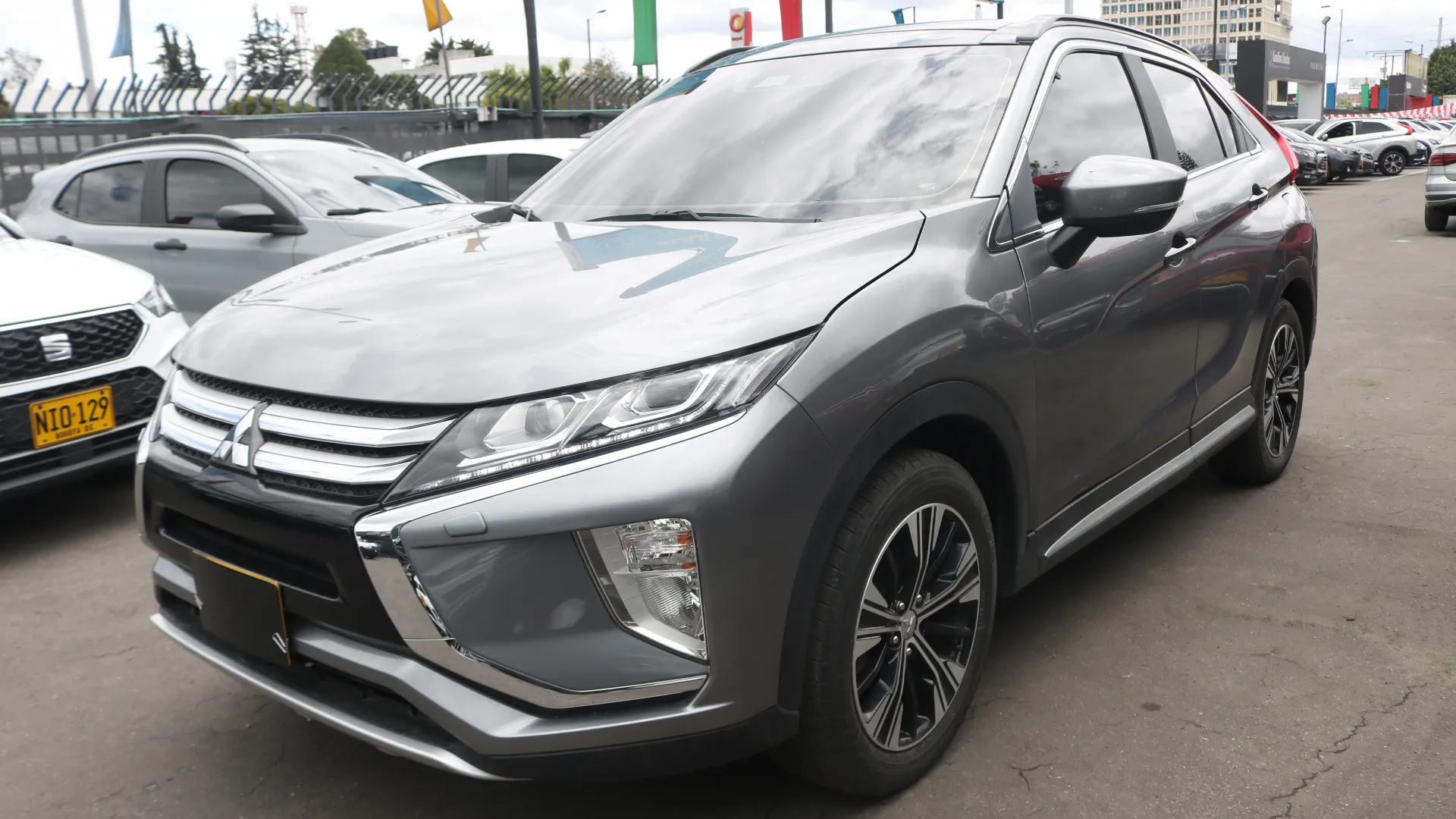 MITSUBISHI ECLIPSE CROSS FULL 2020