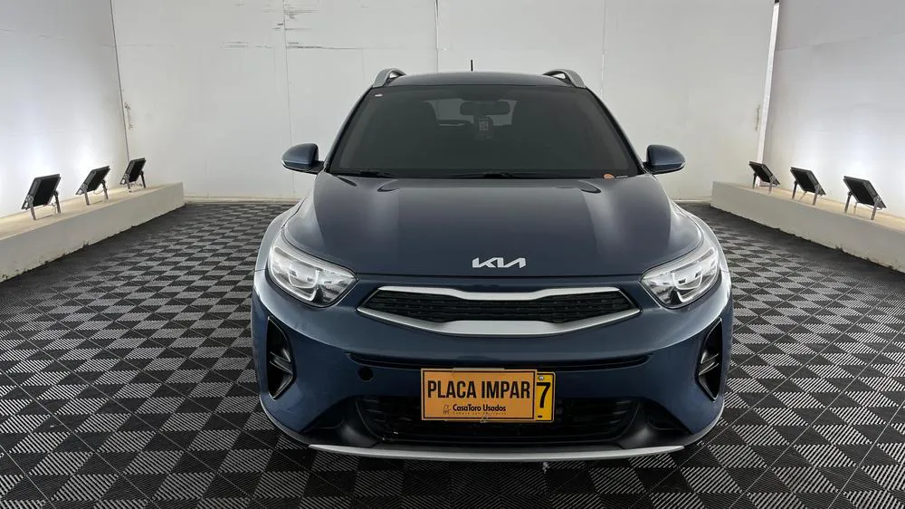 KIA STONIC VIBRANT HYBRID 2023