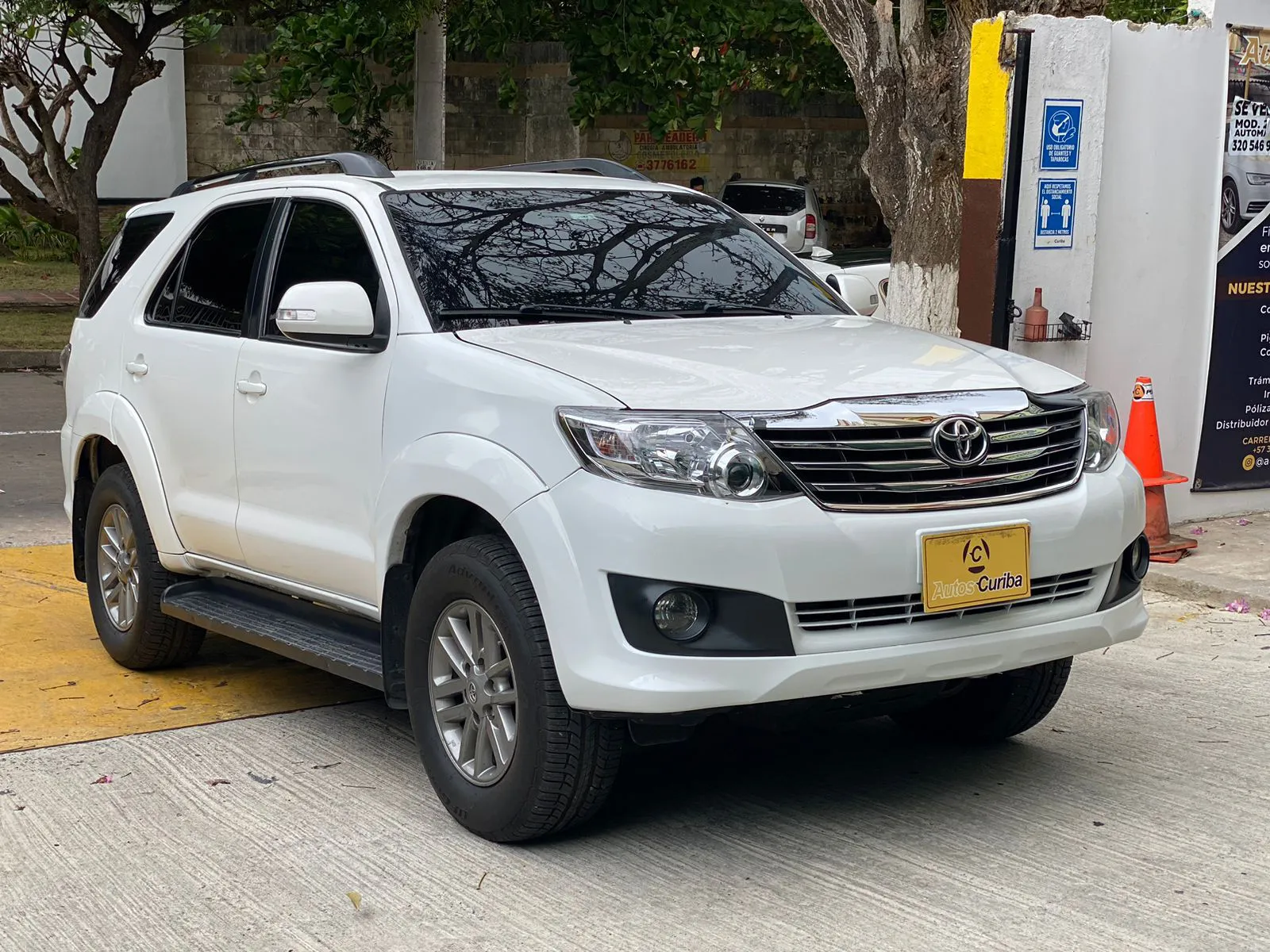 TOYOTA FORTUNER 2015