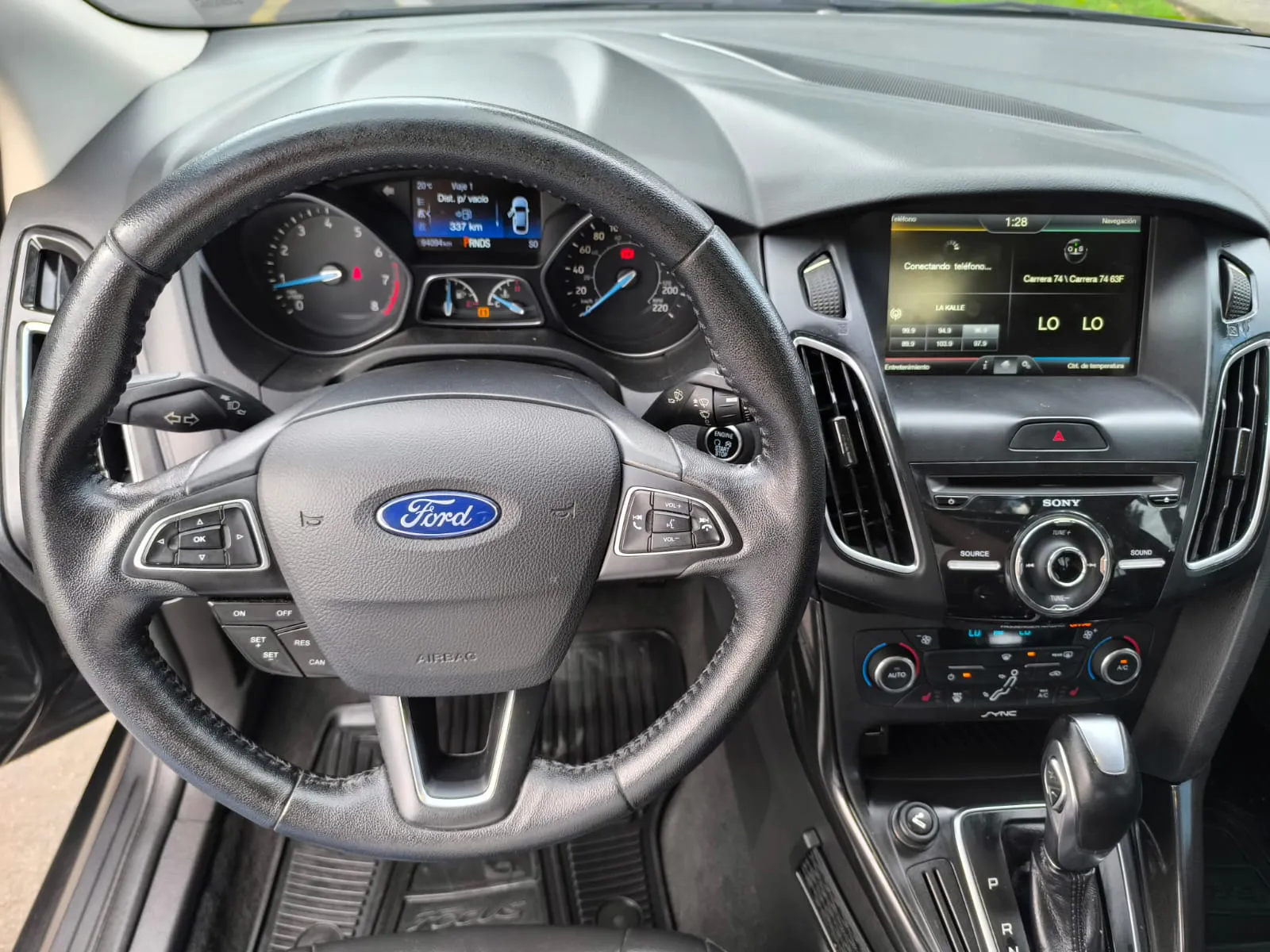 FORD FOCUS TITANIUM 2015