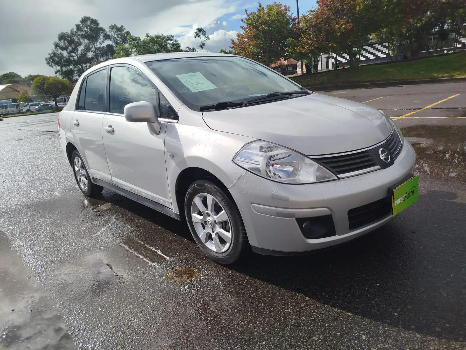 NISSAN TIIDA SD PREMIUM 2009