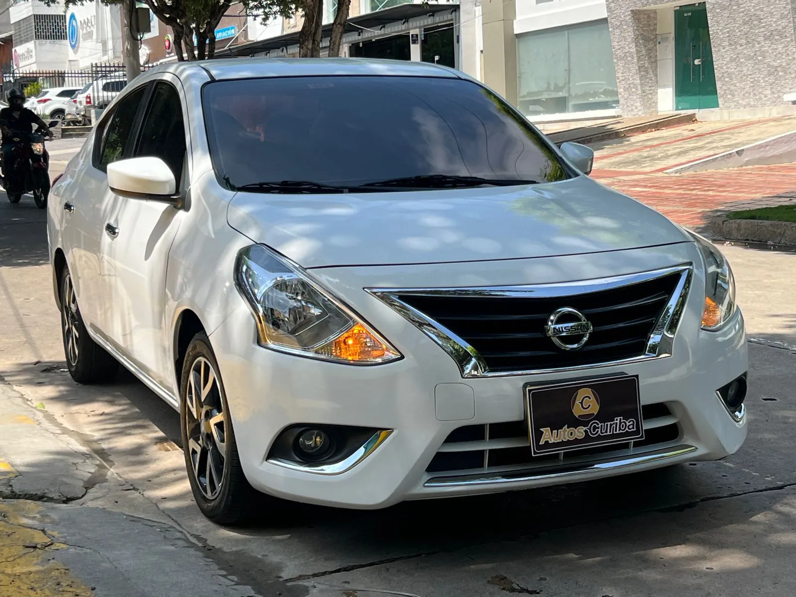 NISSAN VERSA 2019