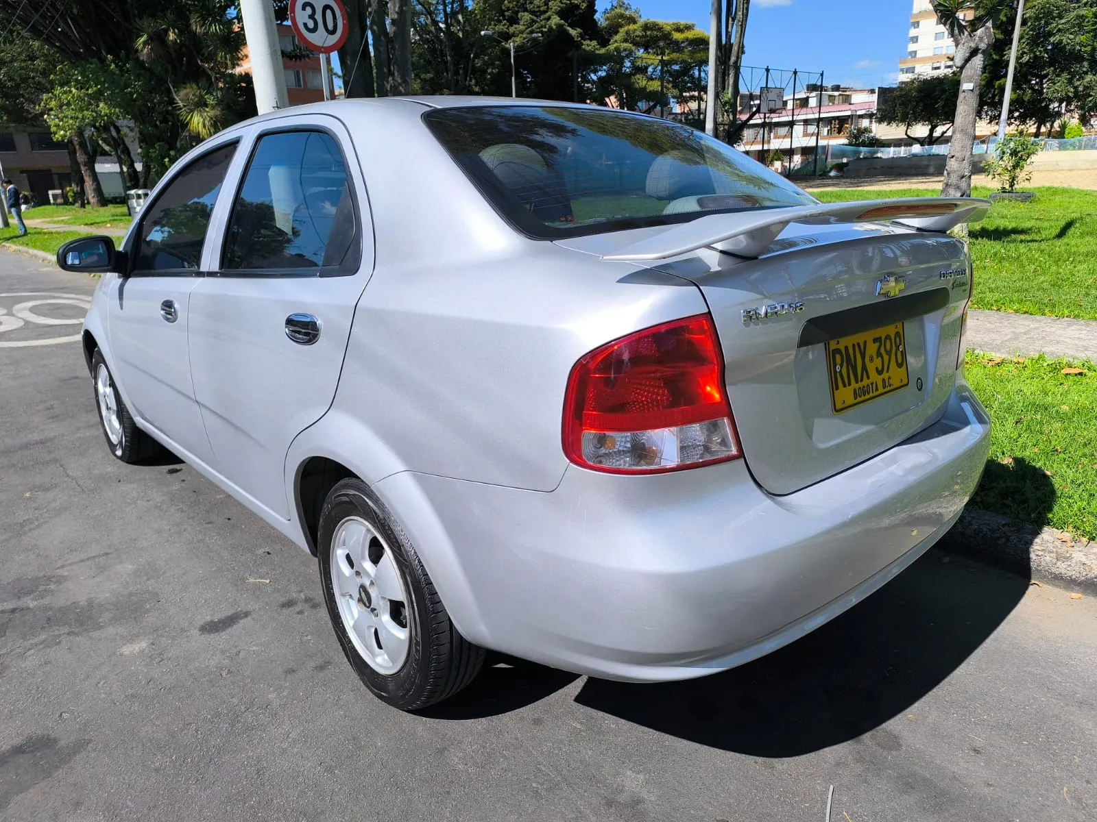 CHEVROLET AVEO 2012