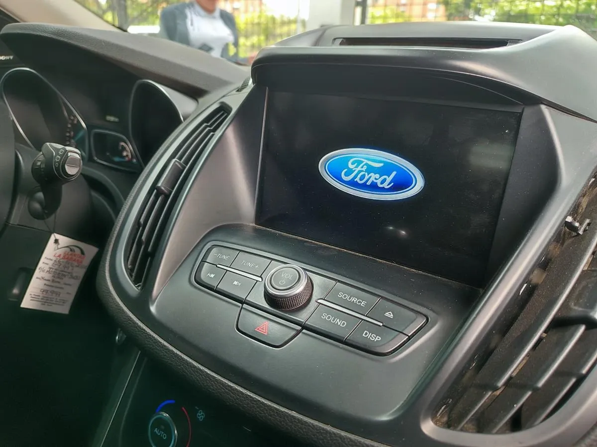 FORD ESCAPE 2019