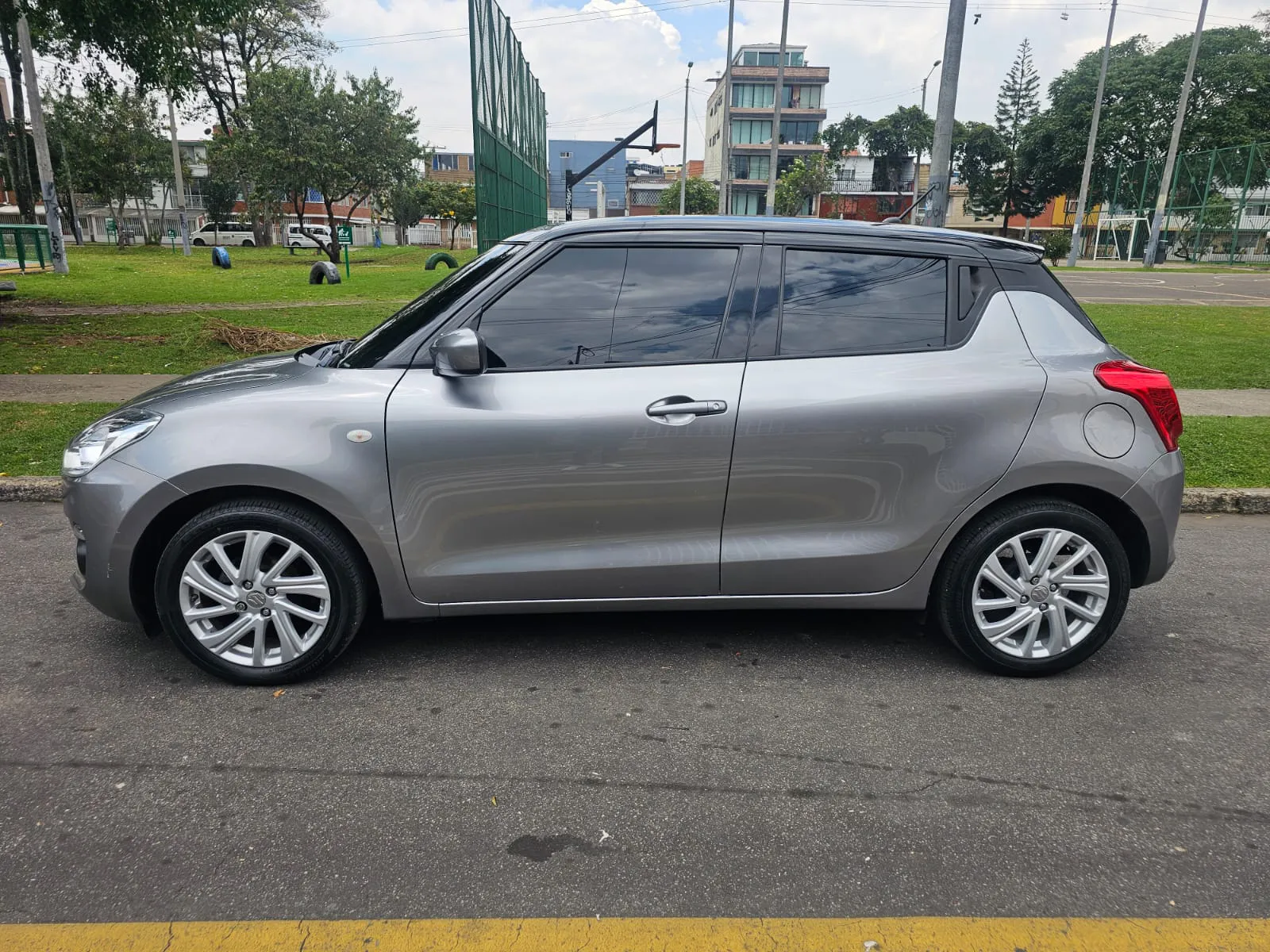 SUZUKI Swift 2022