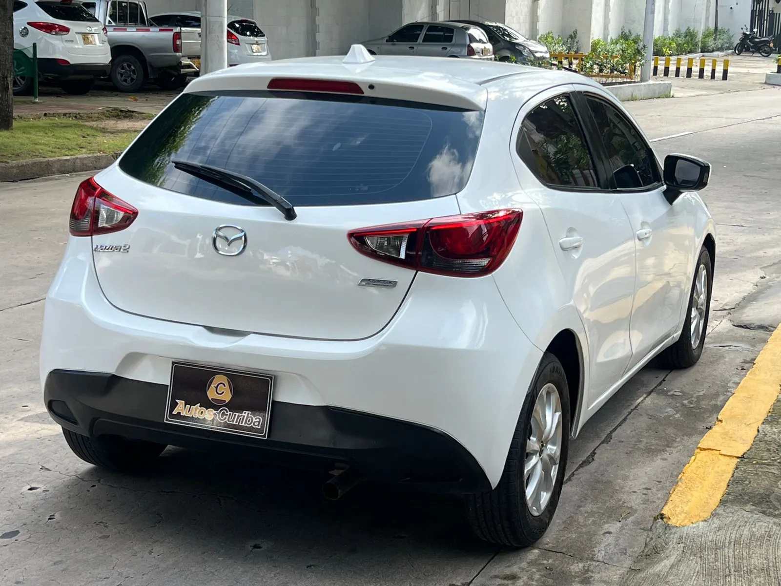 MAZDA 2 2016