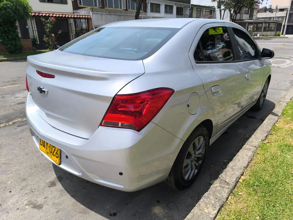 CHEVROLET JOY HATCHBACK LT 2021