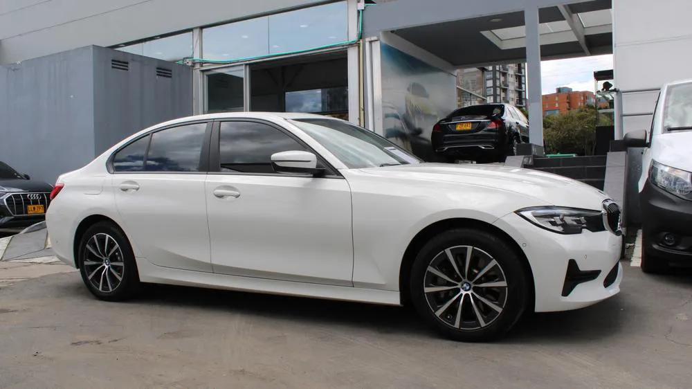 BMW 330i G20 Sportline 2021