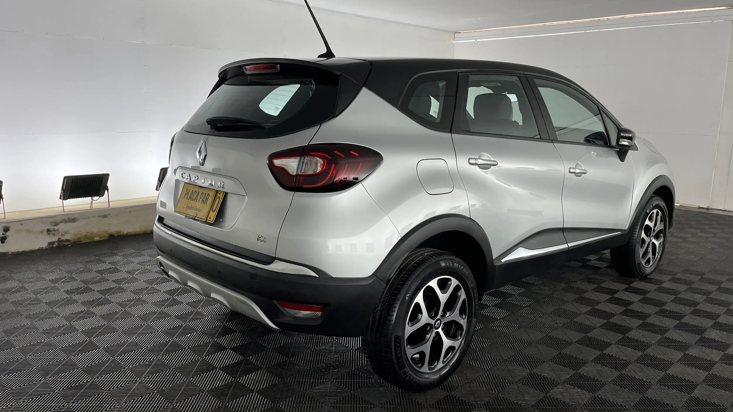 RENAULT CAPTUR INTENS 2024