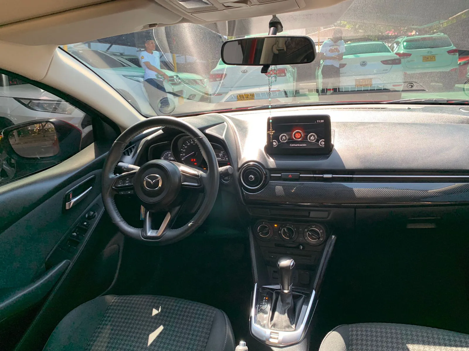 MAZDA 2 2018