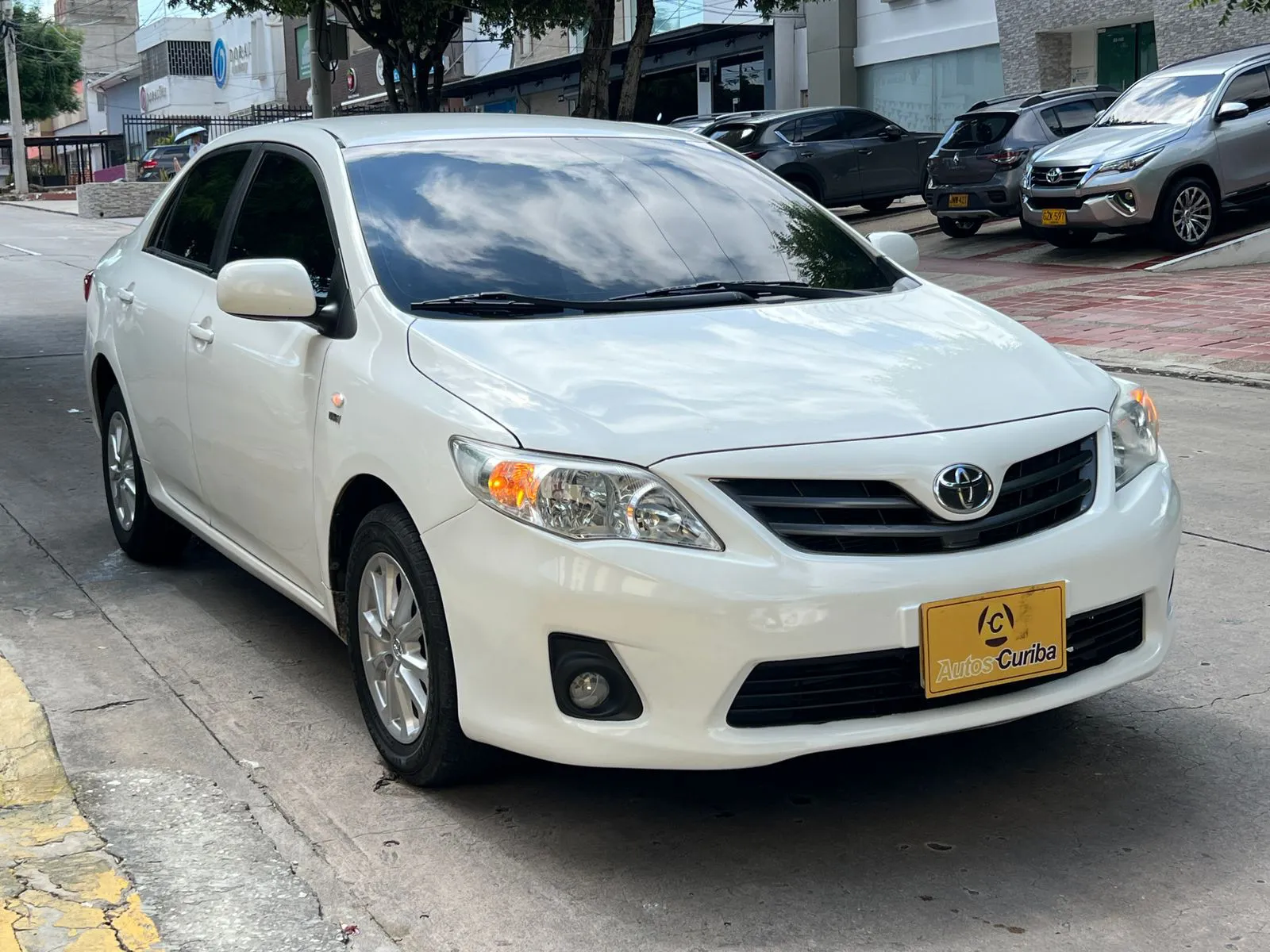 TOYOTA COROLLA 2012