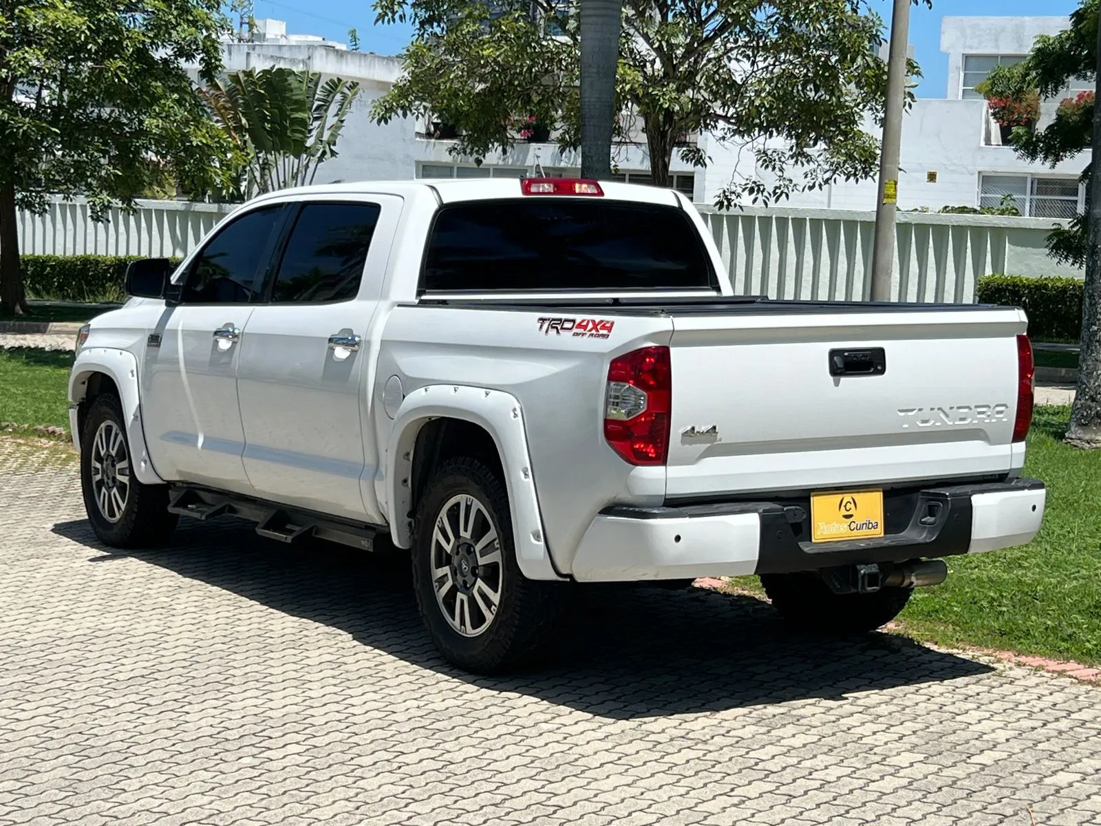 TOYOTA TUNDRA [1] SR5 2018