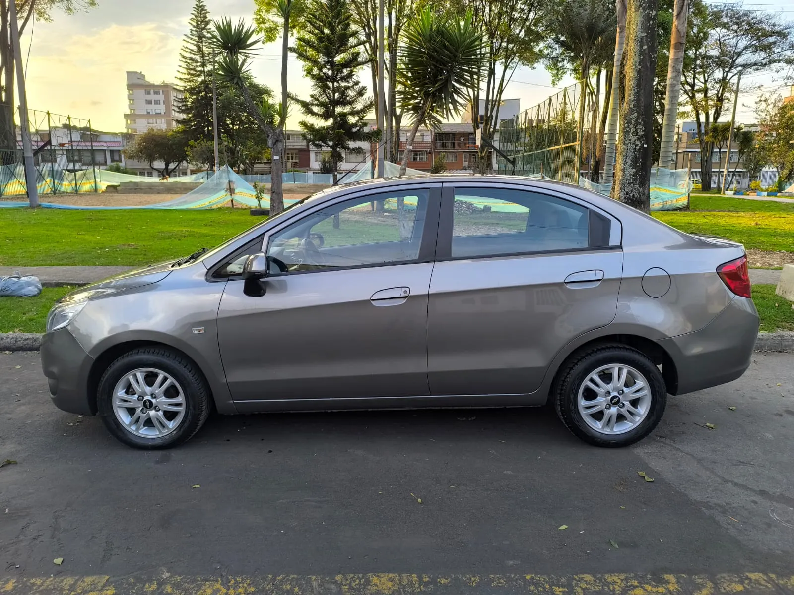 CHEVROLET SAIL LTZ 2013