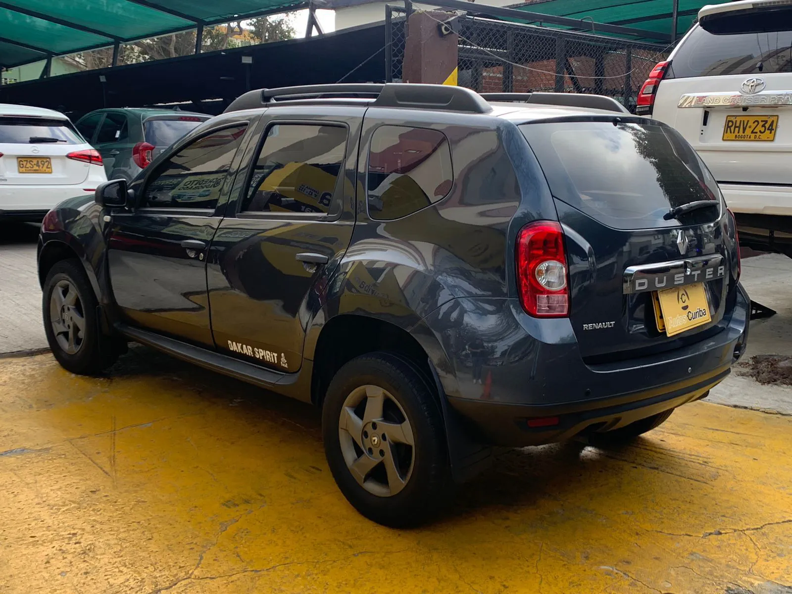 RENAULT DUSTER 2016