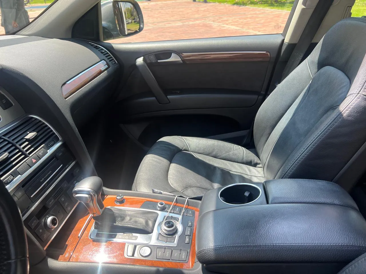 AUDI Q7 2004