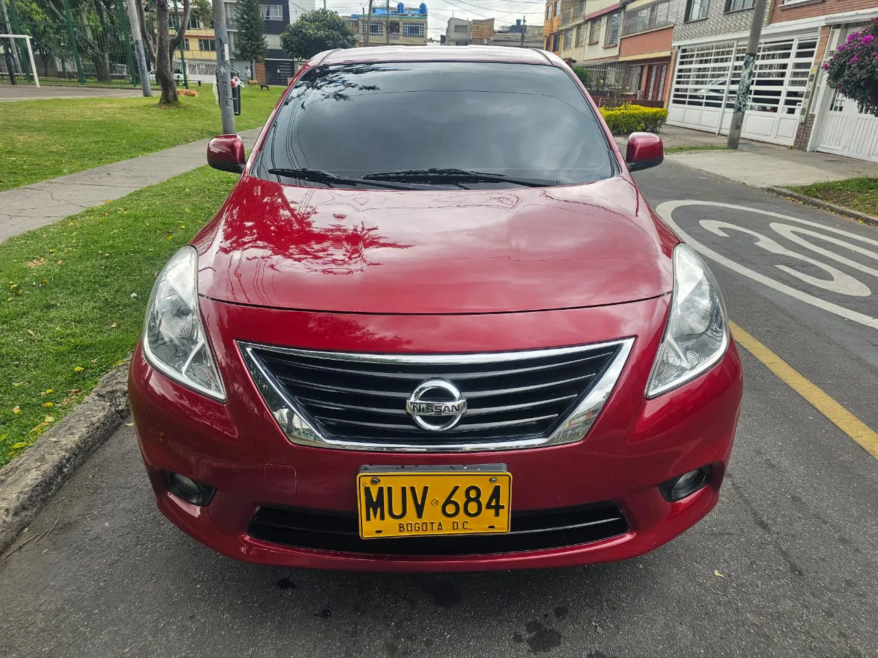 NISSAN VERSA 2013