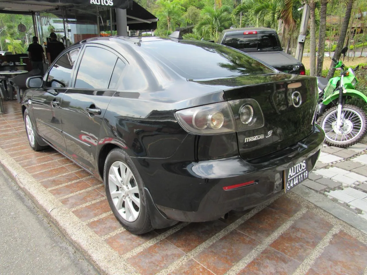 MAZDA 3 2009