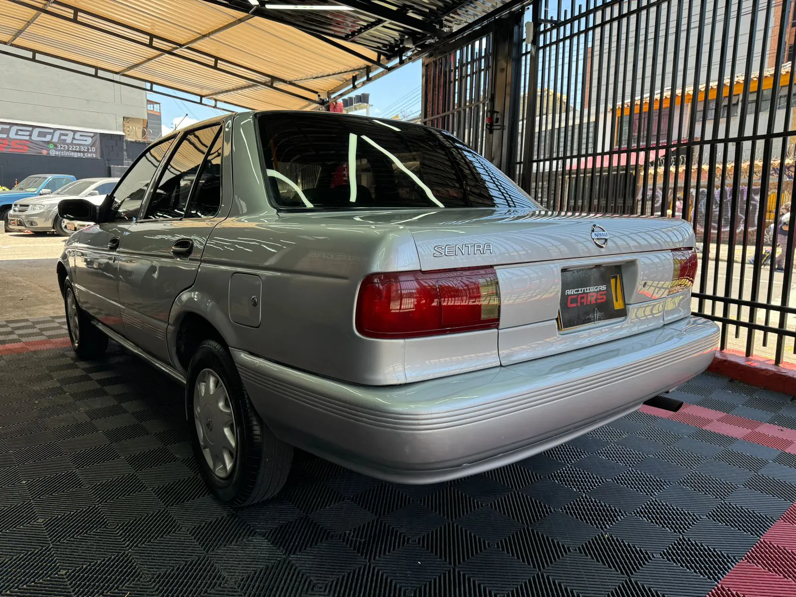 NISSAN SENTRA B13 2014