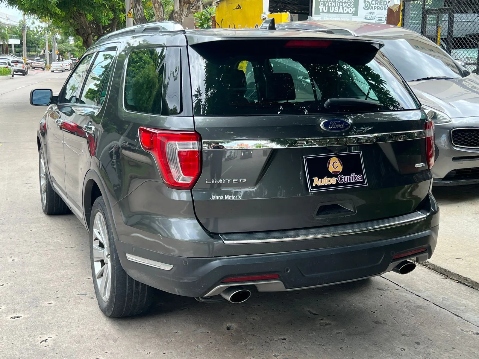 FORD EXPLORER 2019