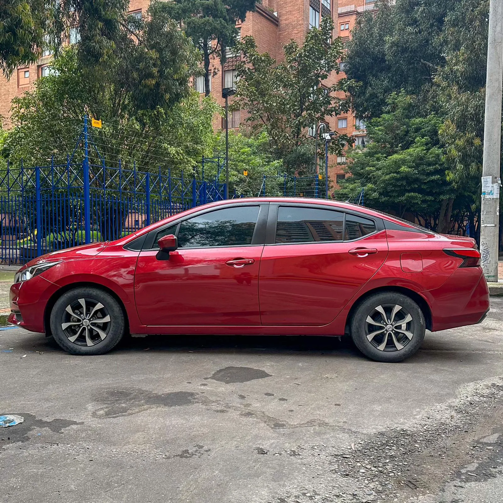 NISSAN VERSA SENSE 2020