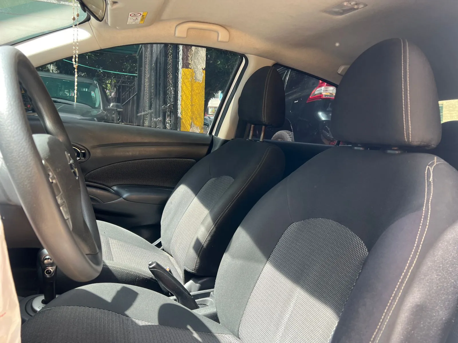 NISSAN VERSA 2019