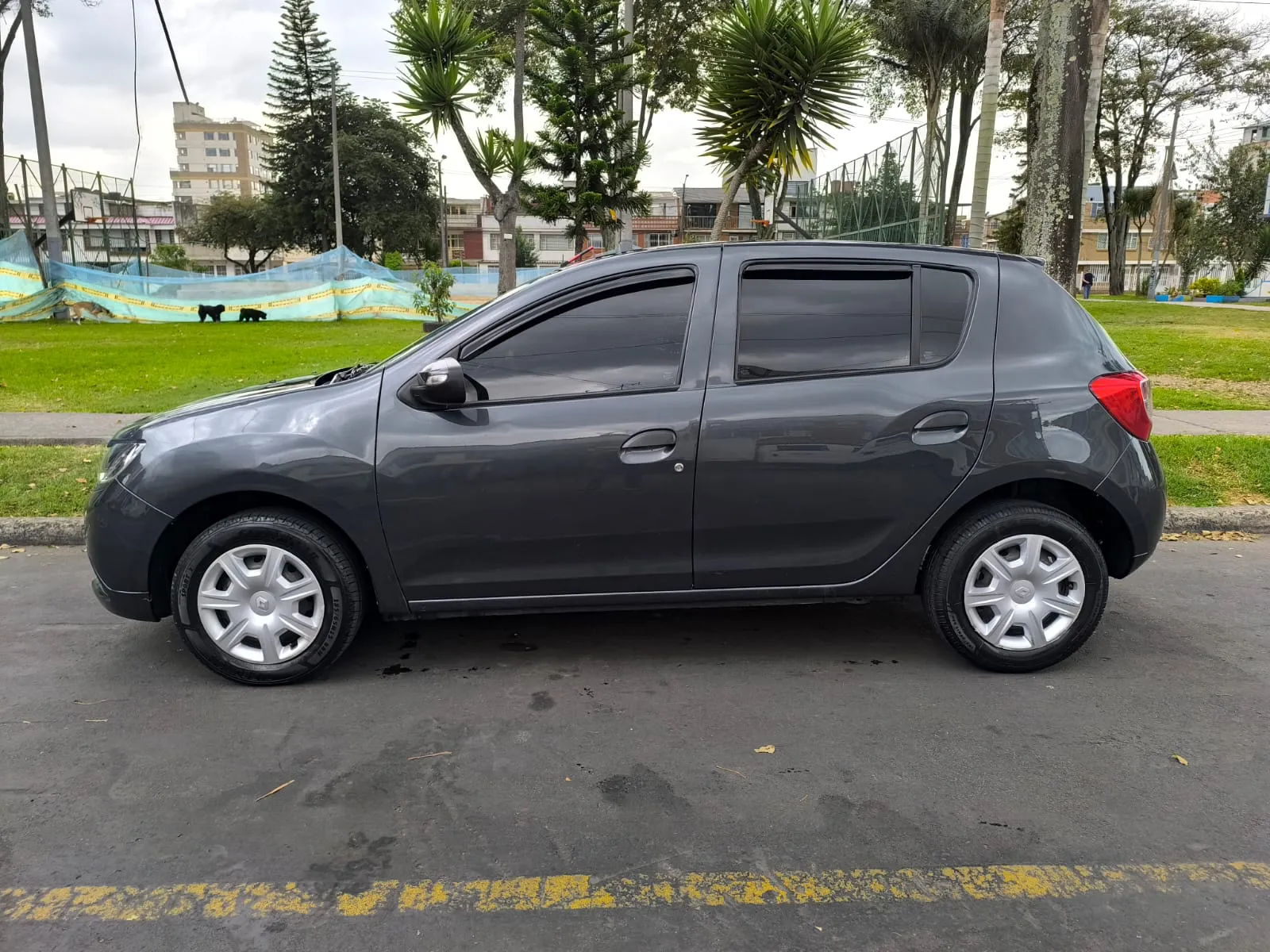 RENAULT SANDERO 2019