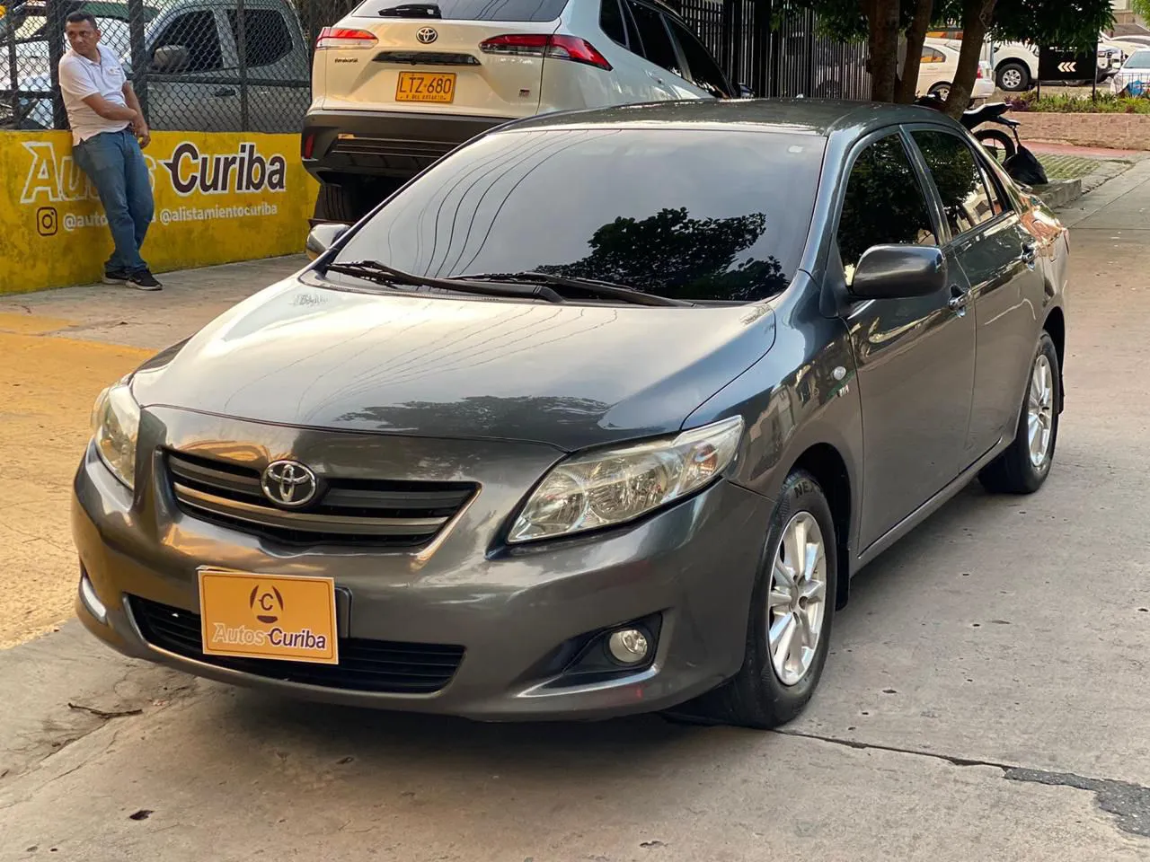 TOYOTA COROLLA 2011