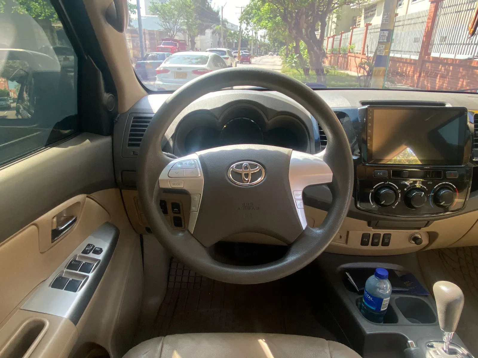 TOYOTA FORTUNER 2013