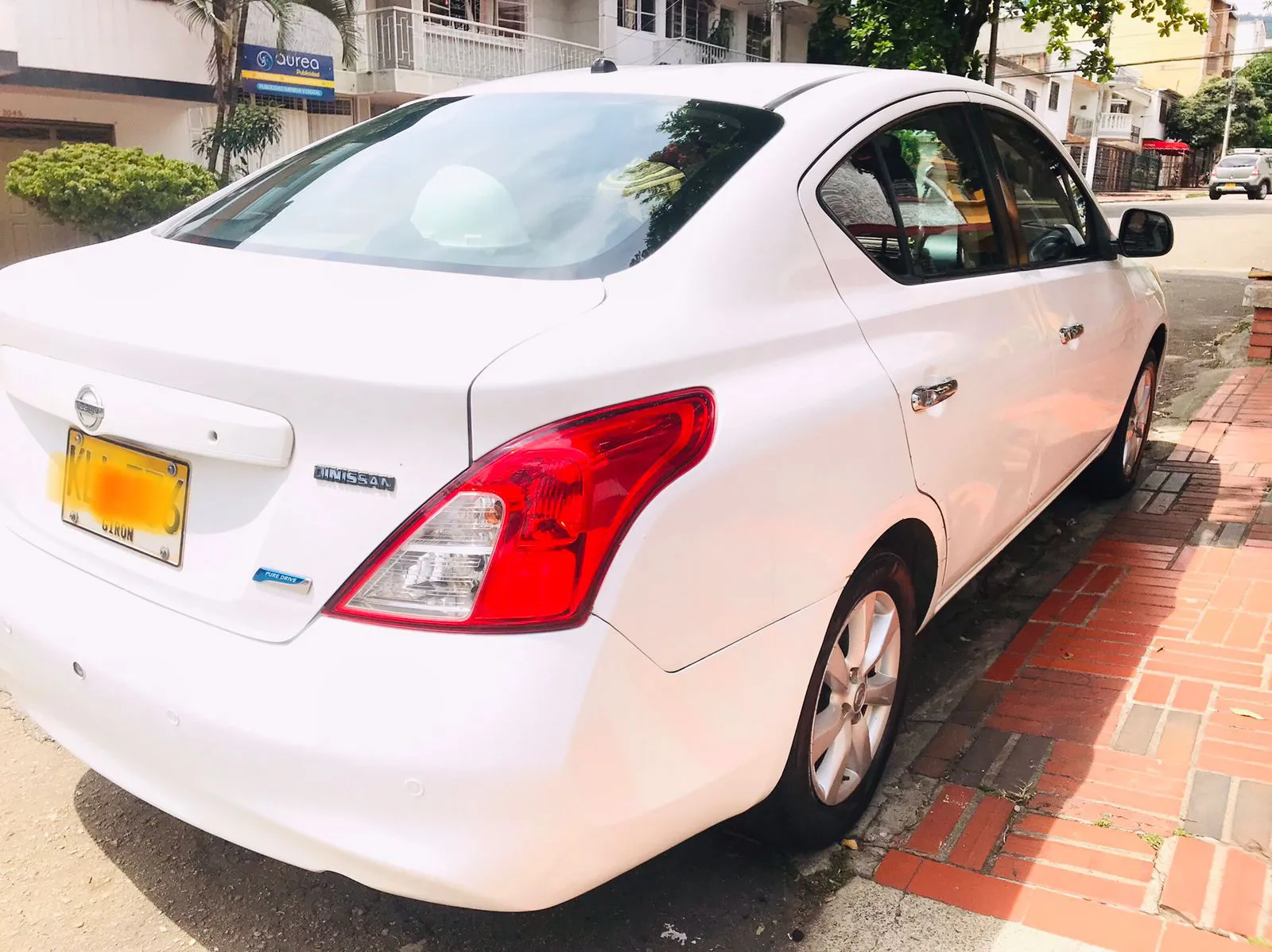 NISSAN VERSA 2013