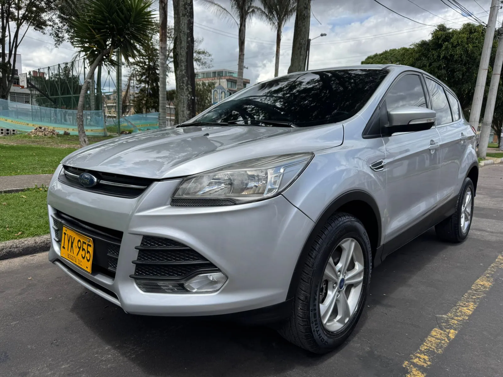 FORD ESCAPE SE 2016