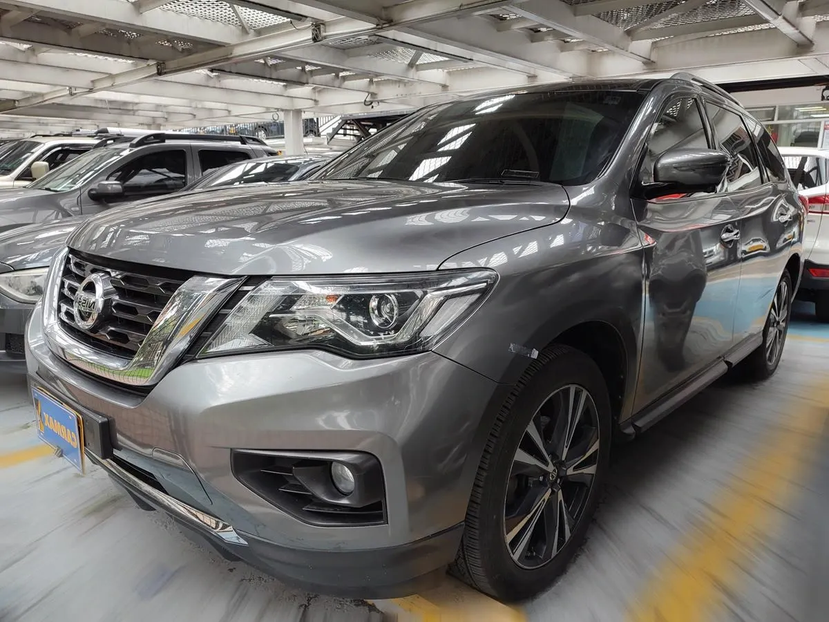 NISSAN PATHFINDER 2019