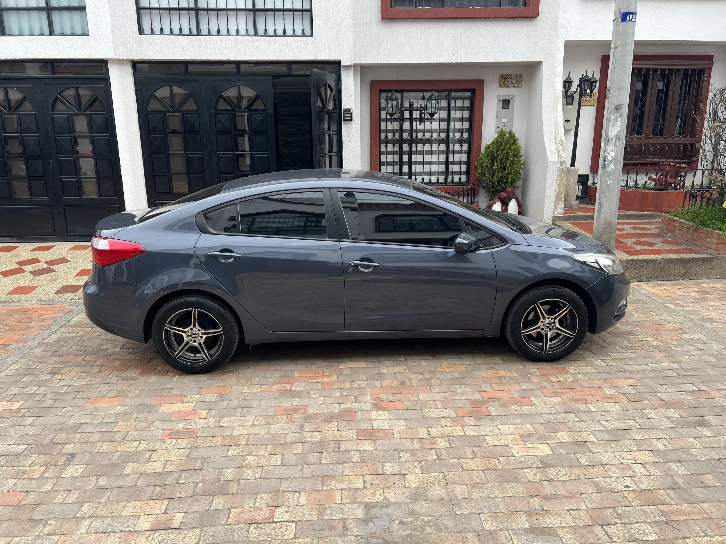 KIA CERATO CERATO PRO SPORT 1.6L MT 1600CC 2AB 5P 2016