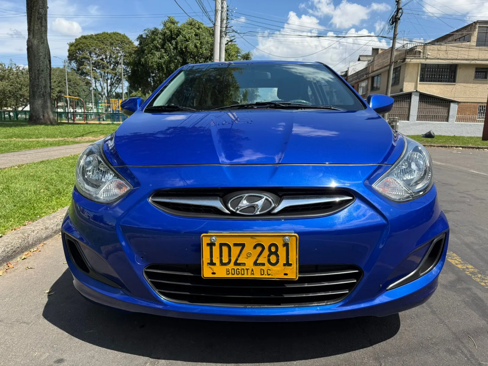 HYUNDAI Accent i25 2014