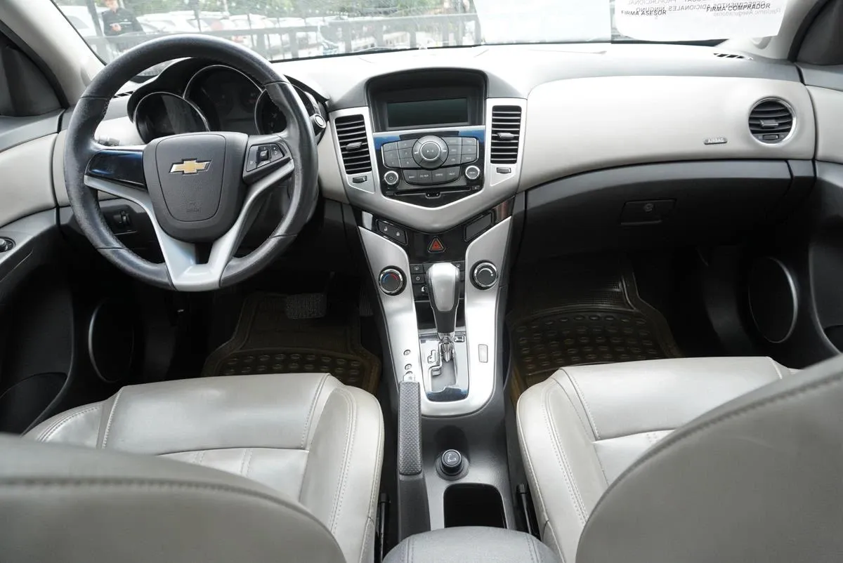 CHEVROLET CRUZE 2012