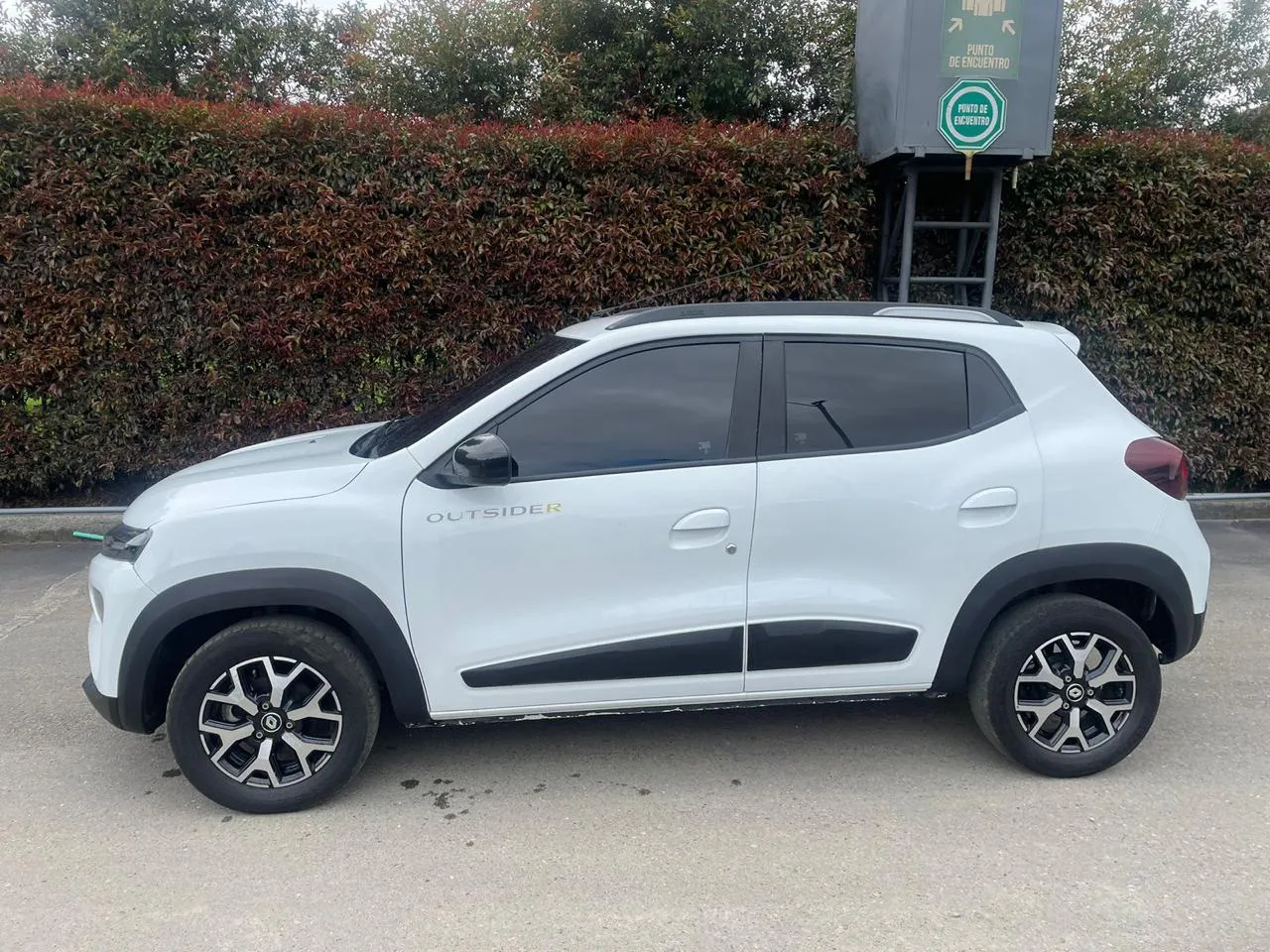 RENAULT KWID OUTSIDER 2023