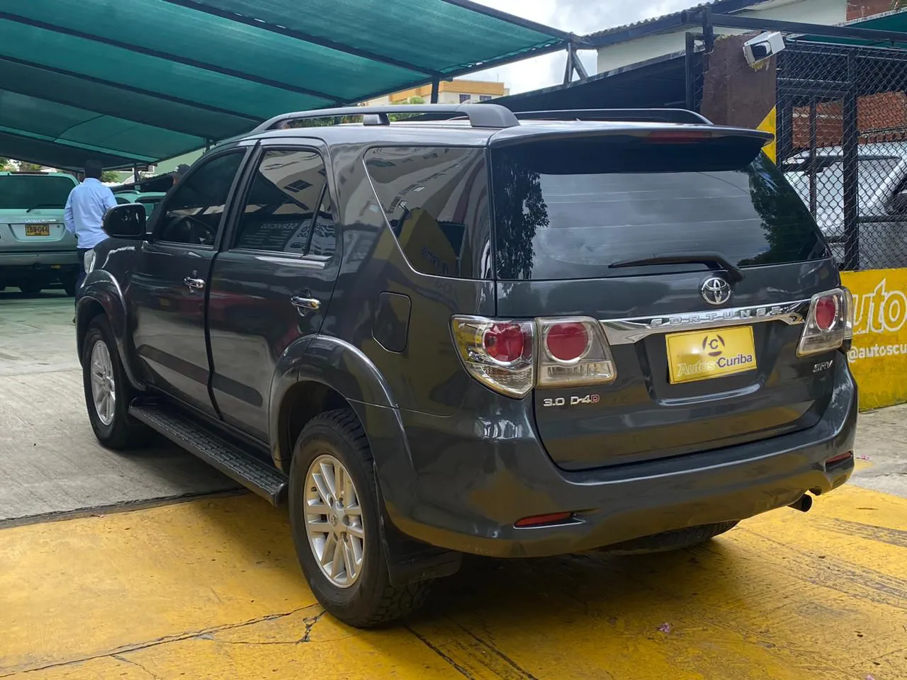 TOYOTA FORTUNER 2016