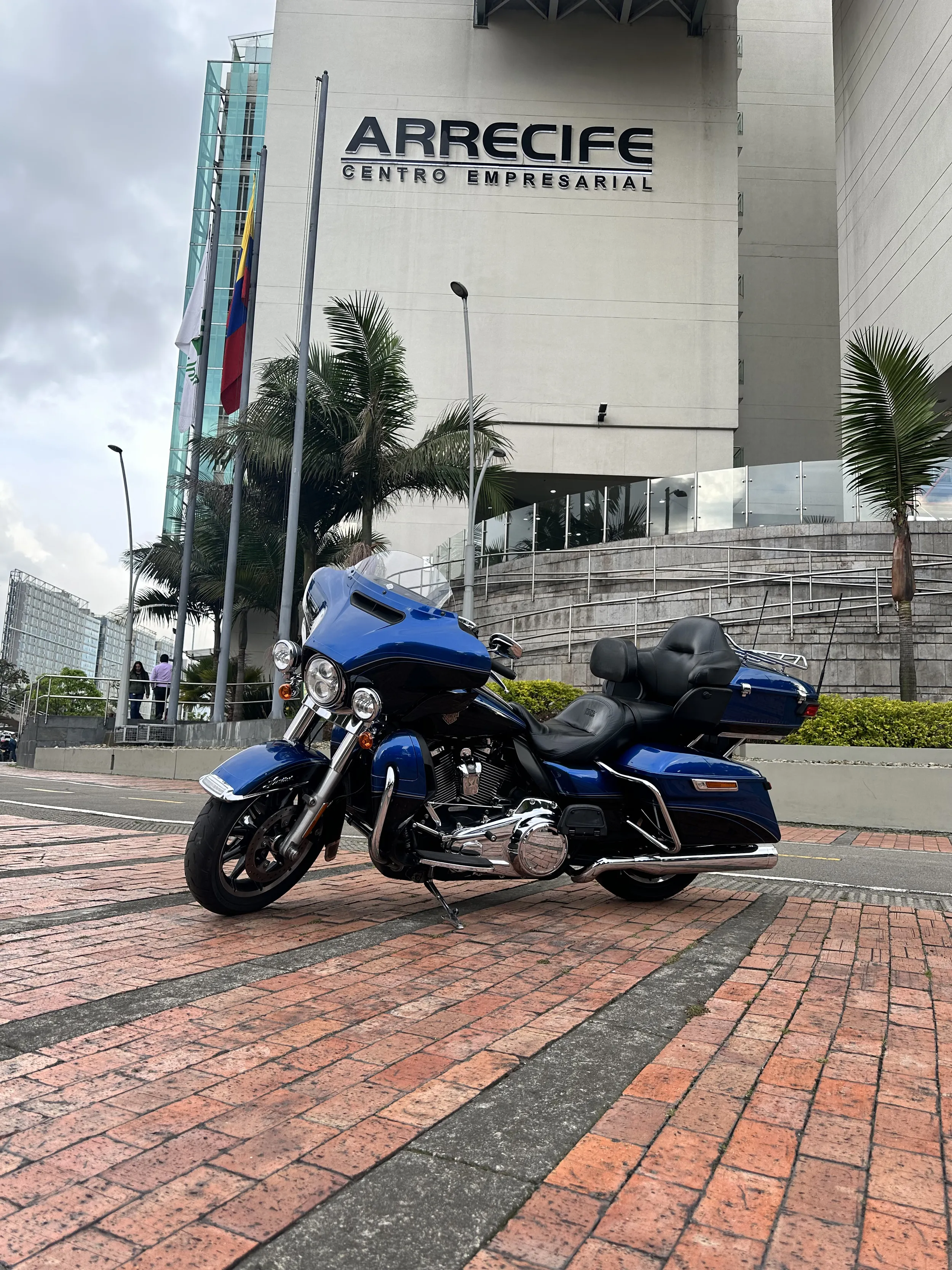 HARLEY DAVIDSON ULTRA LIMITED FLHTKANV 2018