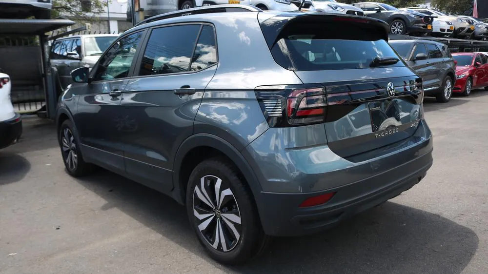 VOLKSWAGEN T-cross TRENDLINE 2024